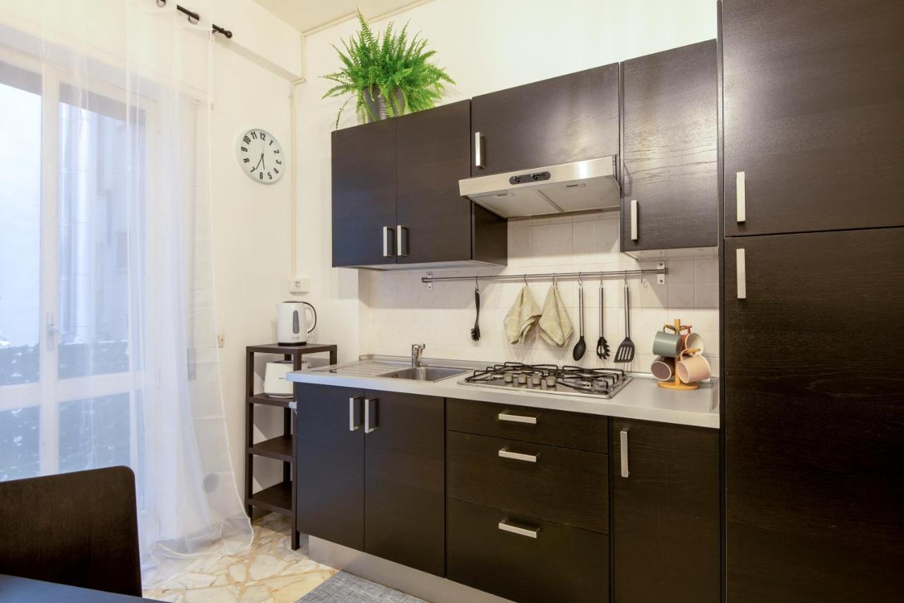 Puglia5Stars Stazione Centrale Umberto I Bari Exterior photo